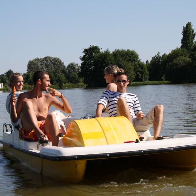 BATEAU À PÉDALE À LA CHESNAIE