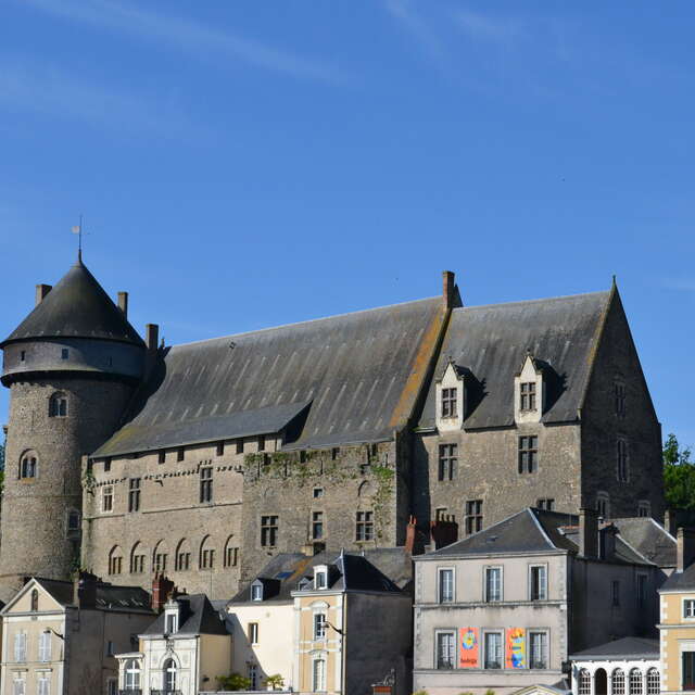 Laval, Cité comtale