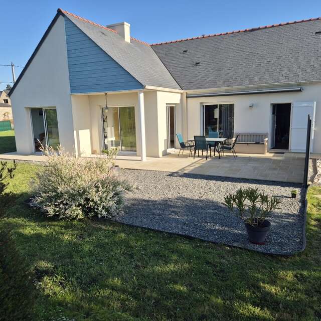 Pavillon individuel, plain-pied, proximité commerces et plage de la Mine d'Or dans le Golfe du Morbihan