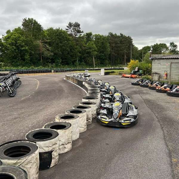 Circuit de karting et mini-motos