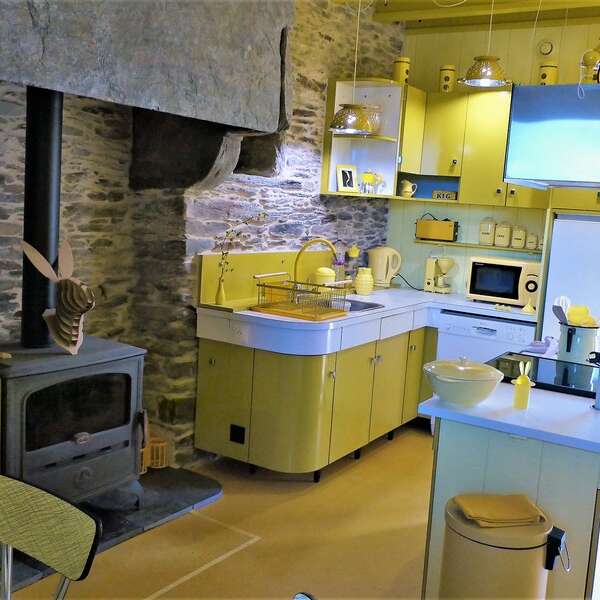 Gîte jaune bonbon