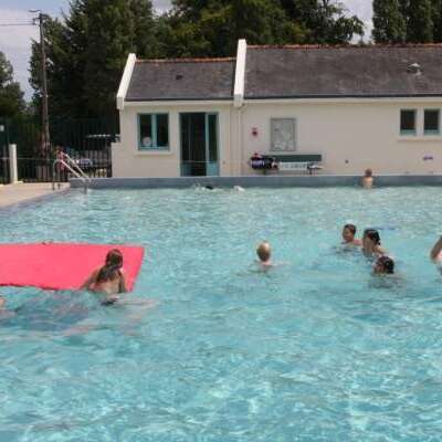 Piscine du Pont d'Oust