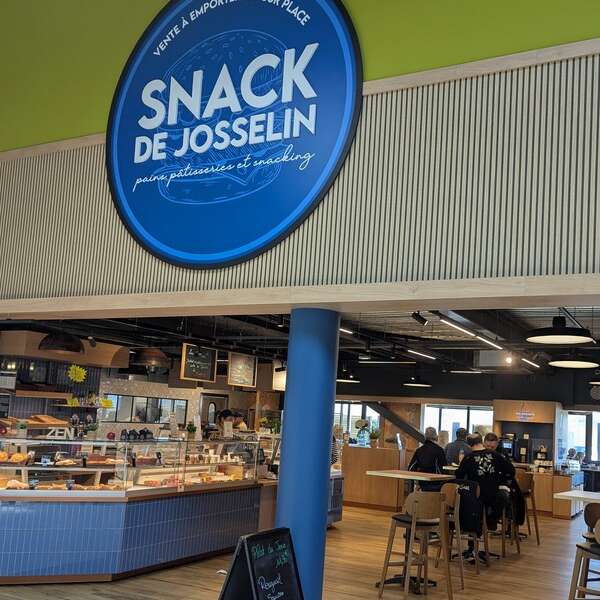 Super U Snacking