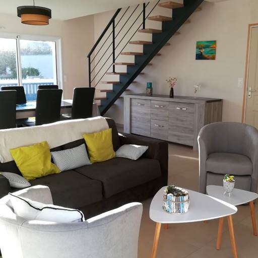 Pavillon neuf de 150m2, lumineux, avec grand terrain clos