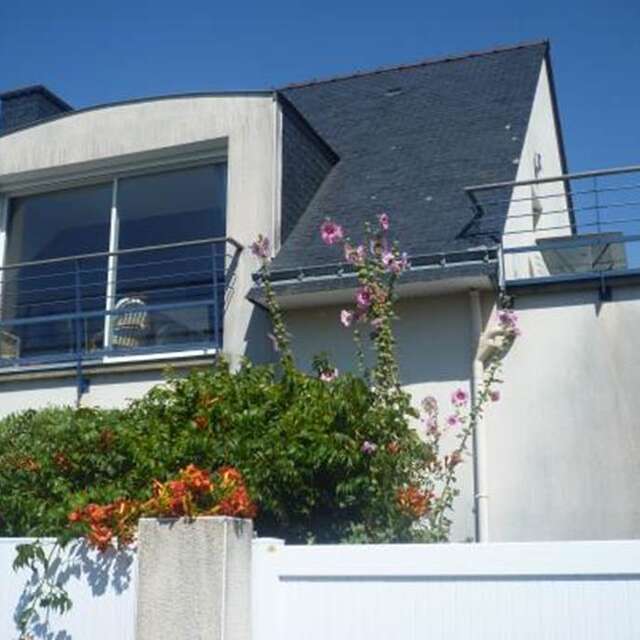 Appartement dans maison, vue mer, à 150m des plages