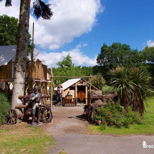 Campement Western du camping d'Aleth