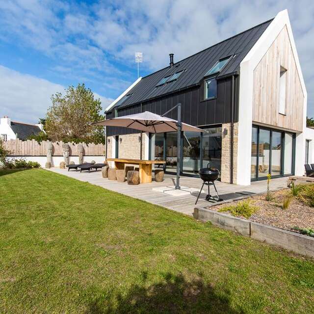 Roux Philippe - Villa Moai