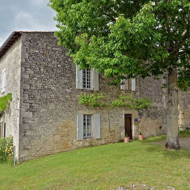 Le Prieuré Saint-Barthélémy