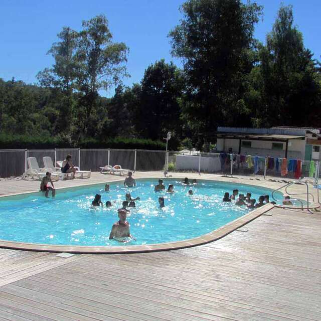 Camping Egletons lac