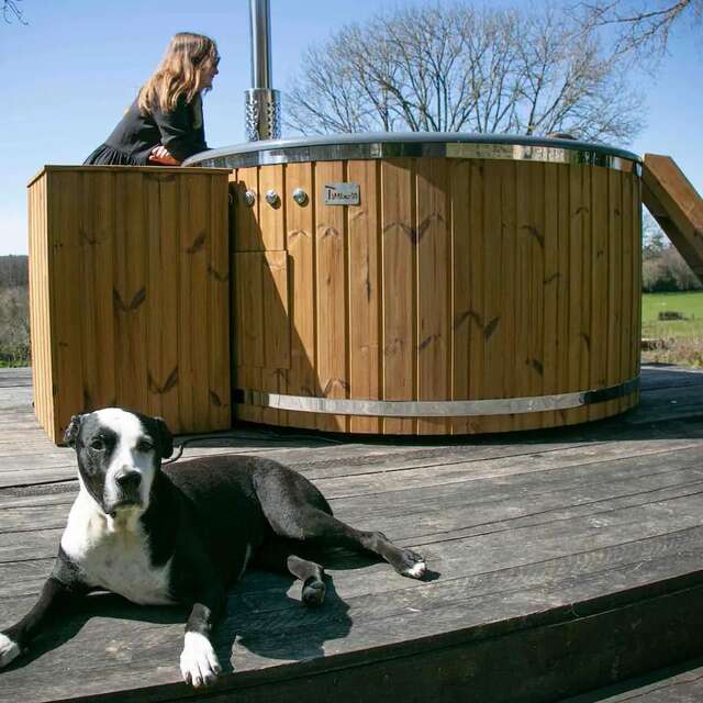 LA PETITE MAISON DU BONHEUR & JACUZZI