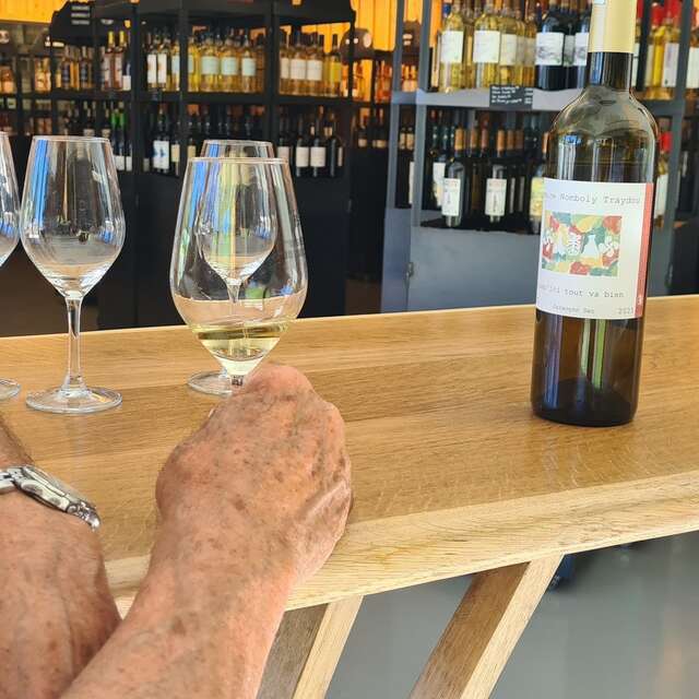 La vinothèque des vignerons du Jurançon