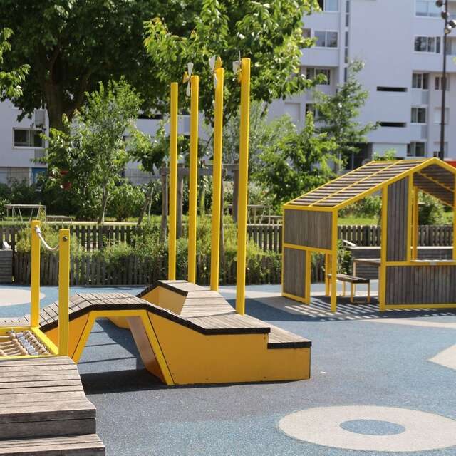 Aire de jeux et d'éveil - Parc Noulibos