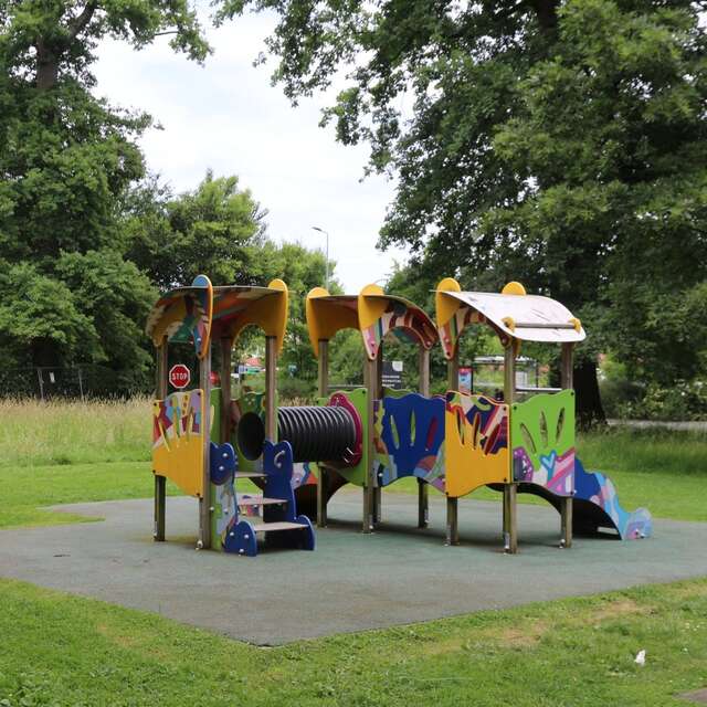 Aire de jeux-Philippon