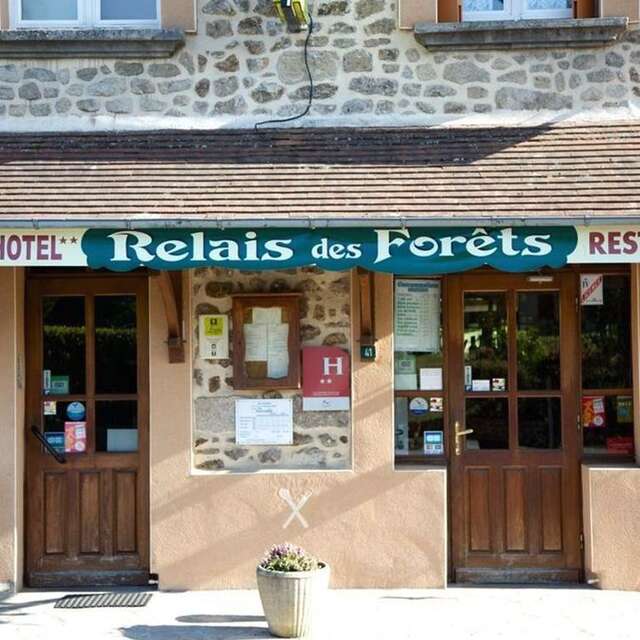Hôtel "Le Relais des Forêts"