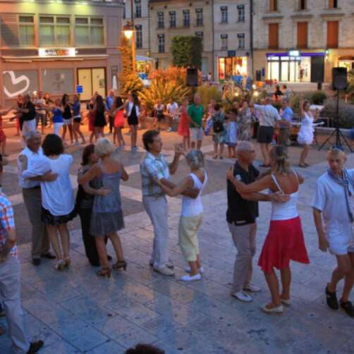Les Estivales | Les jeudis ça danse !