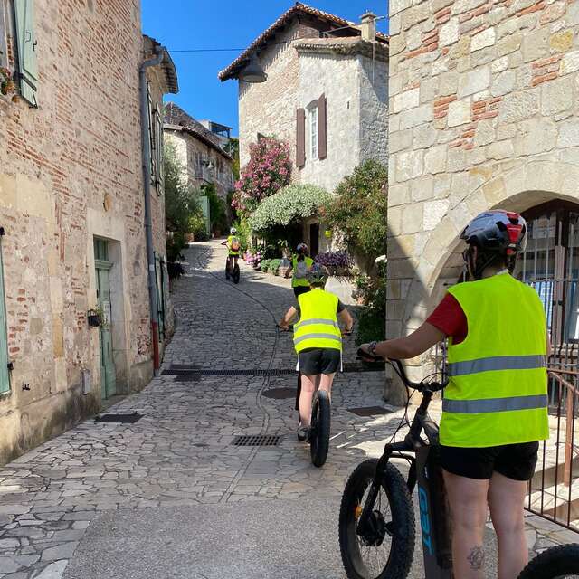 Circuit E-Way Adventure - Histoire de la truffe et village remarquable de Penne-d’Agenais