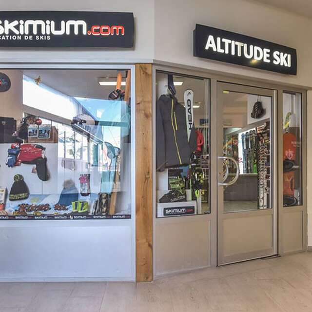 Altitude Ski