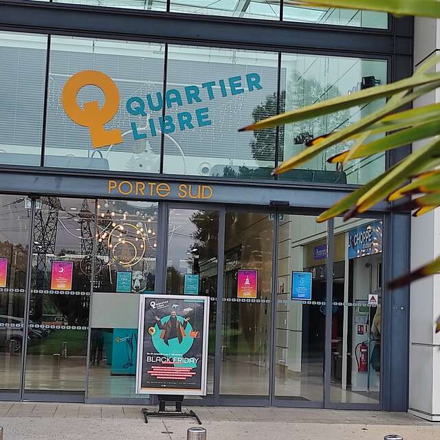 Starbucks Quartier Libre