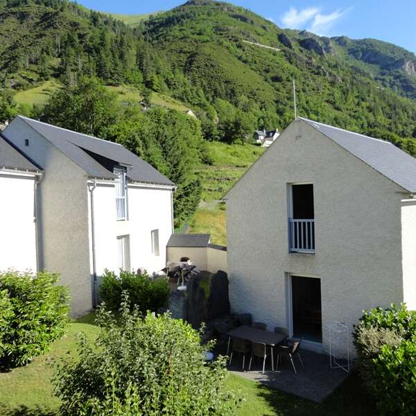 "BUGATET" MAISON MITOYENNE VILLAGE VAL NEIGE