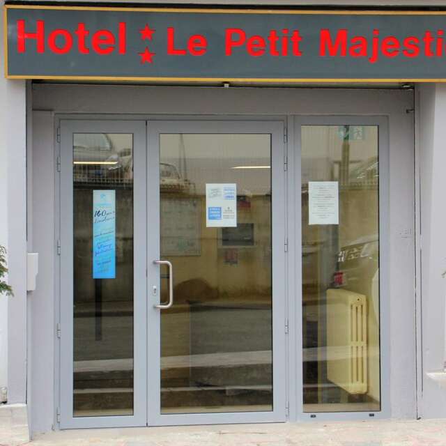 HÔTEL LE PETIT MAJESTIC