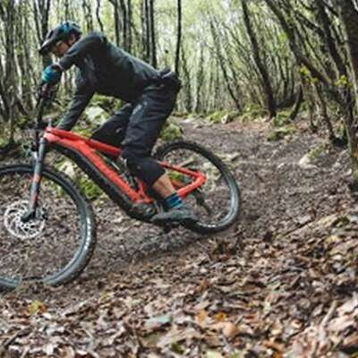 DECOUVERTE DU PAYS LOURDAIS EN VTT ELECTRIQUE 1/2 JOURNÉE
