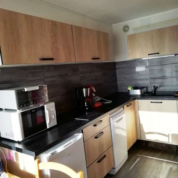 APPARTEMENT DANS RESIDENCE LE GRAND STEMM