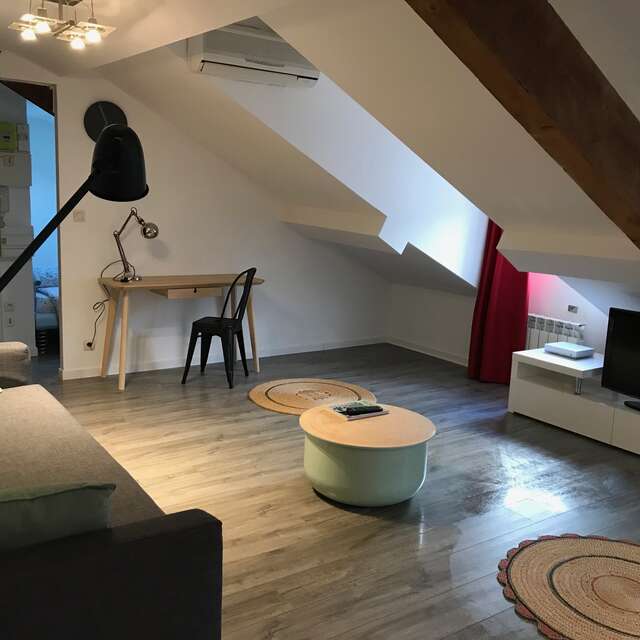 APPARTEMENT T1 LE CHATEAU