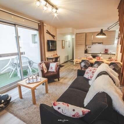 APPARTEMENT DANS RÉSIDENCE HAMEAU DES THERMES II