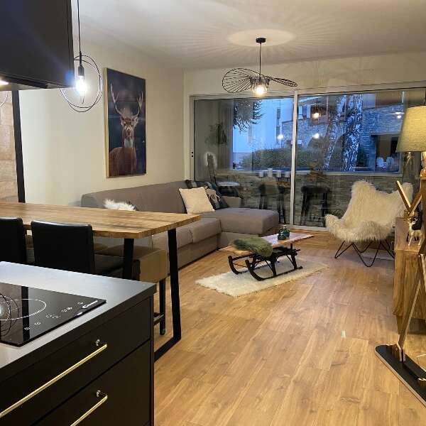 APPARTEMENT DANS RESIDENCE LE PALOS