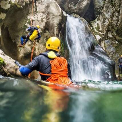 PYRENEES TREKKING