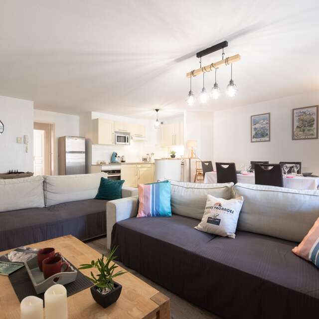 APPARTEMENT DANS RESIDENCE GRAND HOTEL