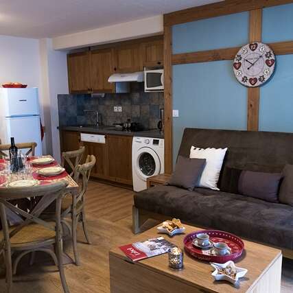 APPARTEMENT DANS RESIDENCE CAMI REAL