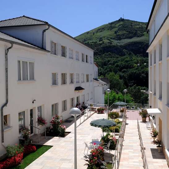 LA PENSION FAMILIALE