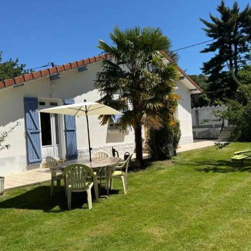MAISON NAVARRO