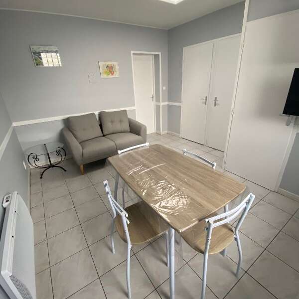 « LA MAISON DES 2 PICS »