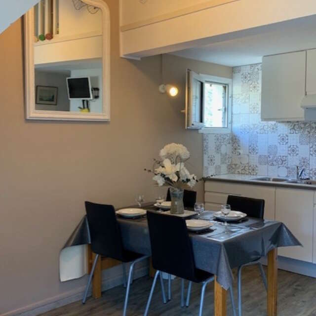 APPARTEMENT DANS RESIDENCE TOURETTE