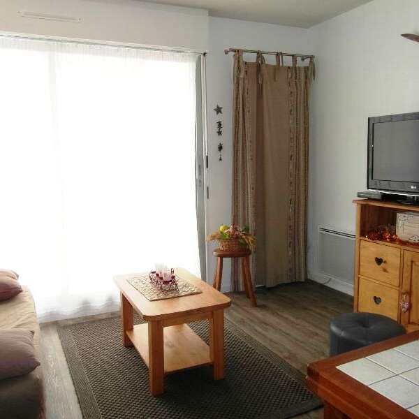 APPARTEMENT DANS RESIDENCE THERMES II