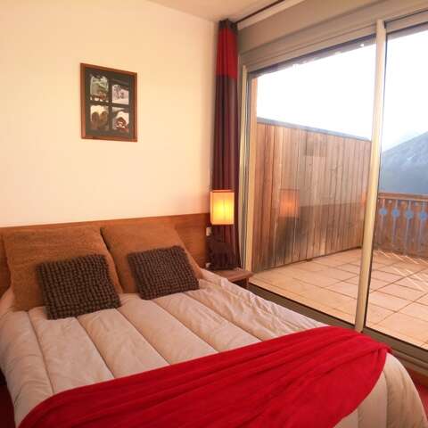 APPARTEMENT DANS RESIDENCE CHALET SAINT-MEDARD
