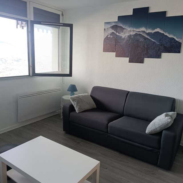 APPARTEMENT DANS RÉSIDENCE ARMAZAN