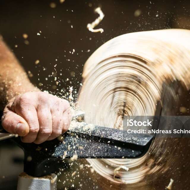 Démonstration tournage sur bois au musée gascon