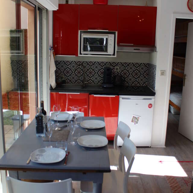 APPARTEMENT T2 CABINE, DANS RÉSIDENCE HAMEAU DES THERMES II