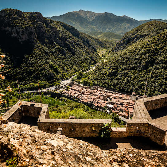 VILLEFRANCHE-DE-CONFLENT - LES BALCONS NORD DU CANIGO - BOUCLE DE SANT ESTEVE DE CAMPILLES
