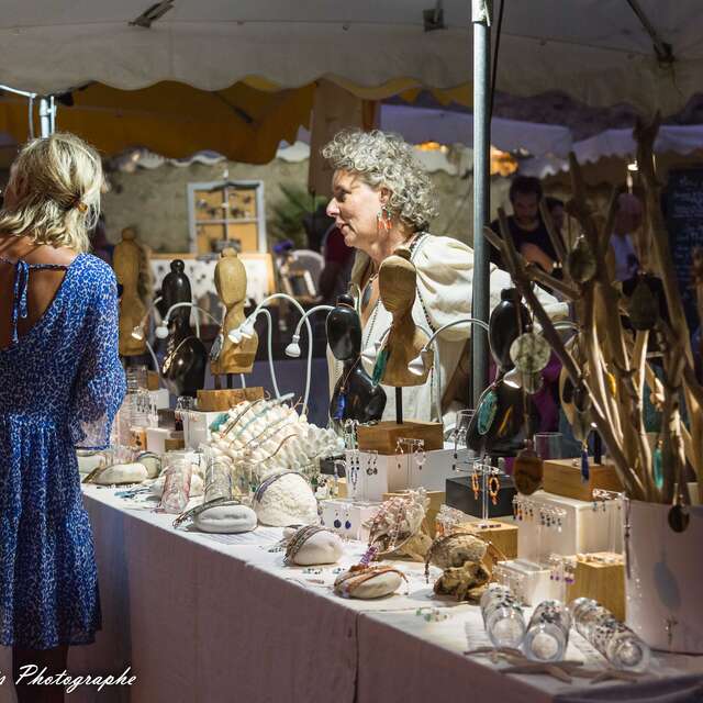 MARCHÉ DES CRÉATEURS
