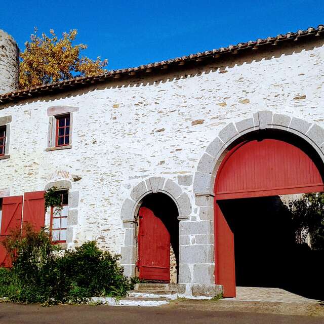 CHAMBRE D'HÔTES "LA TOUR DES LAUDES"