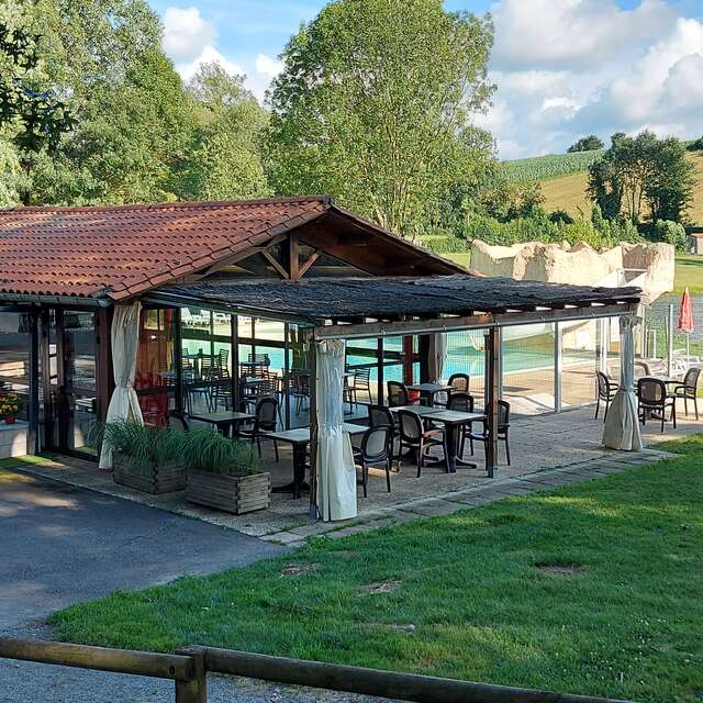 BAR-RESTAURANT "AU P'TIT PIGALE"