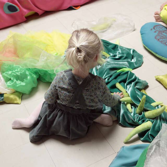 Atelier " Pesstacle" Ver(mini)ssage Un Soleil Dans Mon Manteau