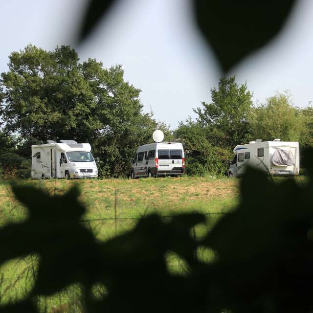 Aire de stationnement à Solesmes