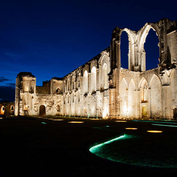Visite nocturne à l’abbaye de Maillezais
