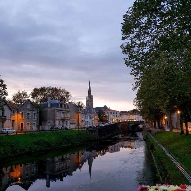 Fontenay au crépuscule