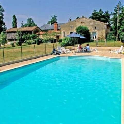 La Petite Loge pour 8 personnes avec piscine privée dans le sud Vendée